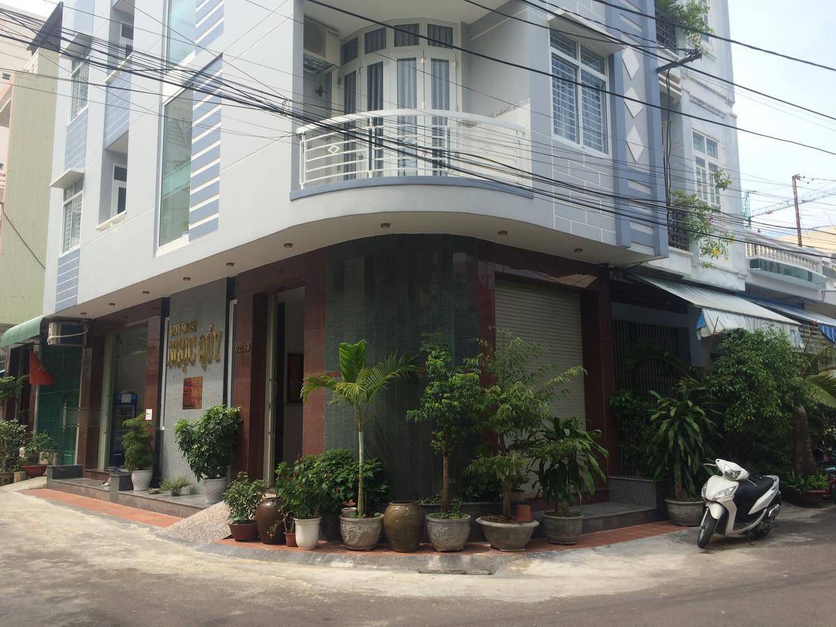 Ngoc Quy Mini House Hotel Quy Nhon Exterior photo